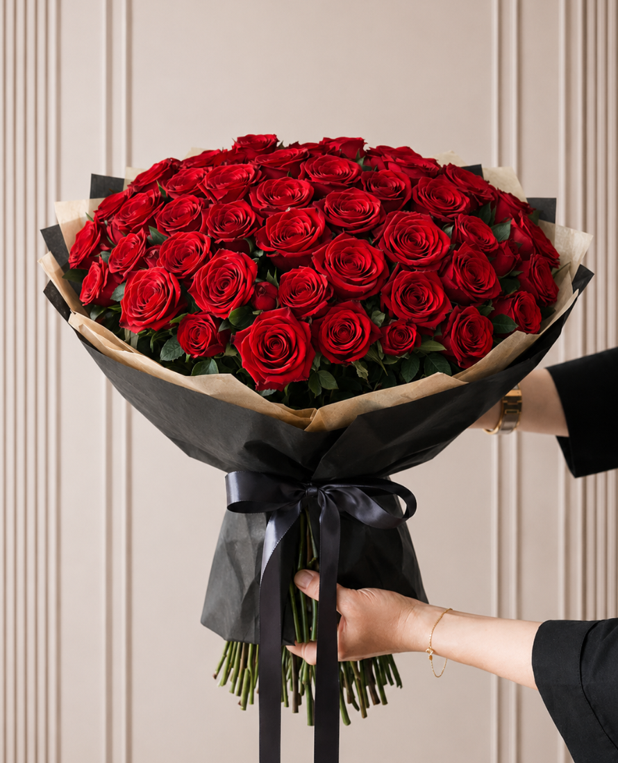 LUXE (48 roses)