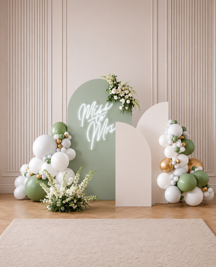 With Balloon Garland Signature