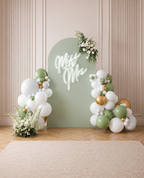 With Balloon Garland Essential